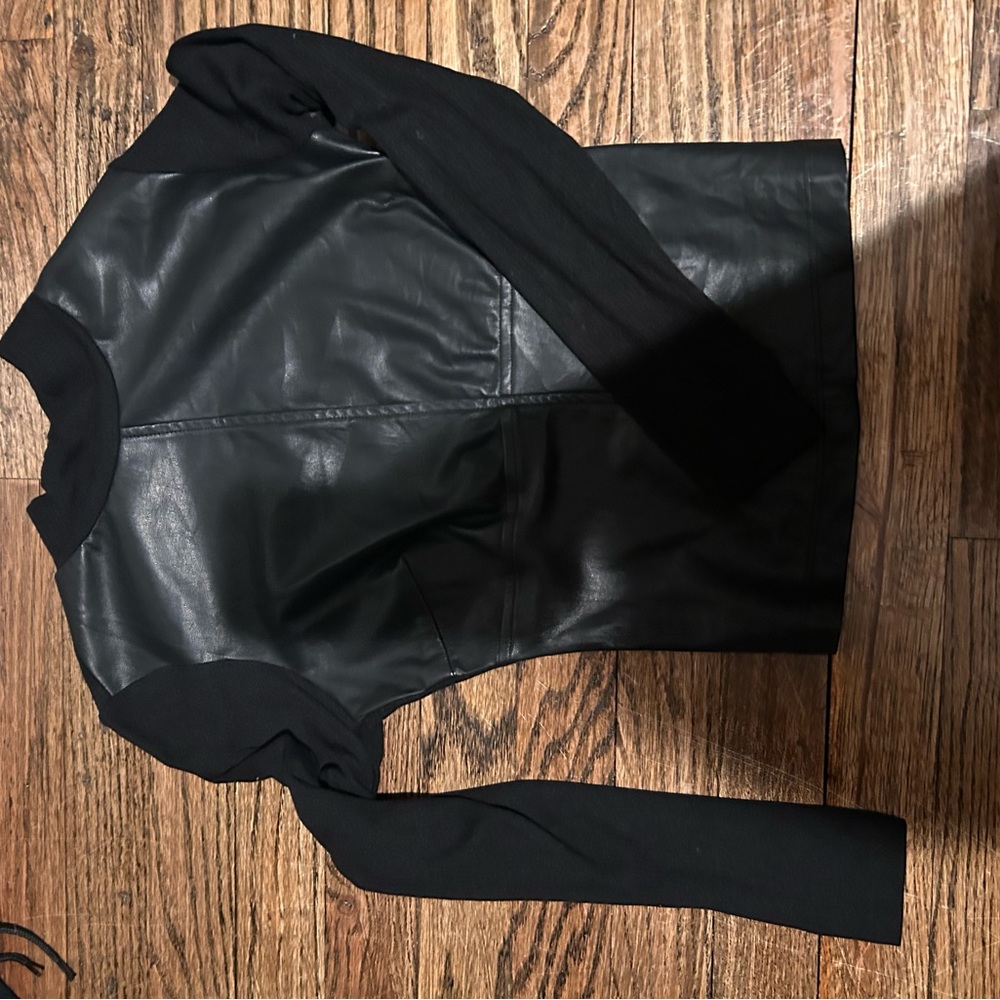Heartloom Black Leather Long Sleeve -size XS - Picture 3 of 4